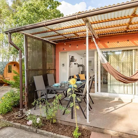 Am Grimnitzsee Gemutliches Tiny House Bungalow Mit Sauna Und Kamin Appartement