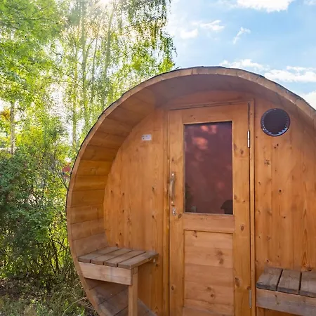 Am Grimnitzsee Gemutliches Tiny House Bungalow Mit Sauna Und Kamin Appartement