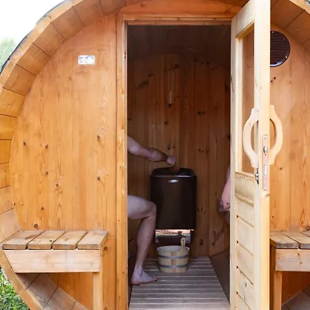 Am Grimnitzsee Gemutliches Tiny House Bungalow Mit Sauna Und Kamin Appartement *